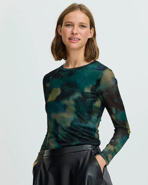 B.Young Teal Blur Top