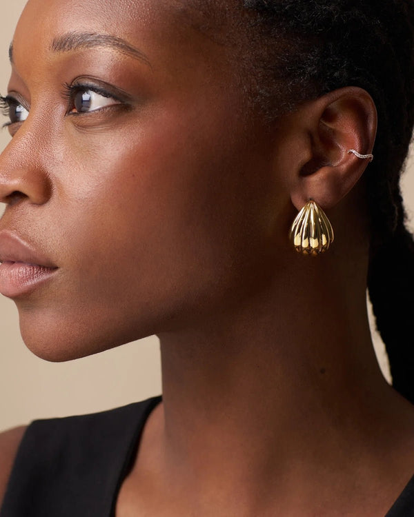 ORELIA - Voluminous Gold Curved Drop Earrings